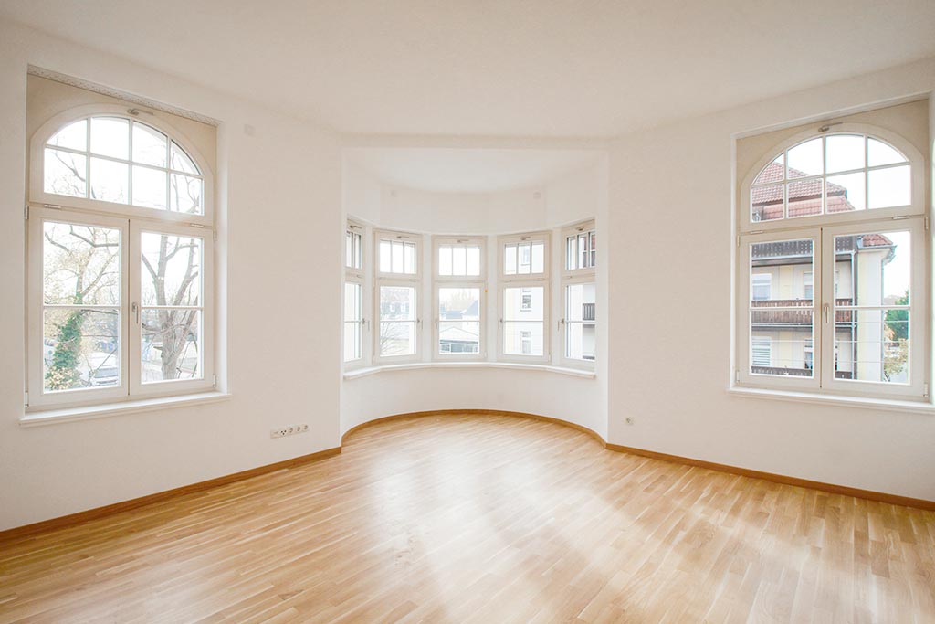 LEWO Referenzprojekt LEDERWERK Böhlitz-Ehrenberg Wohnung mit Blick auf Fenster